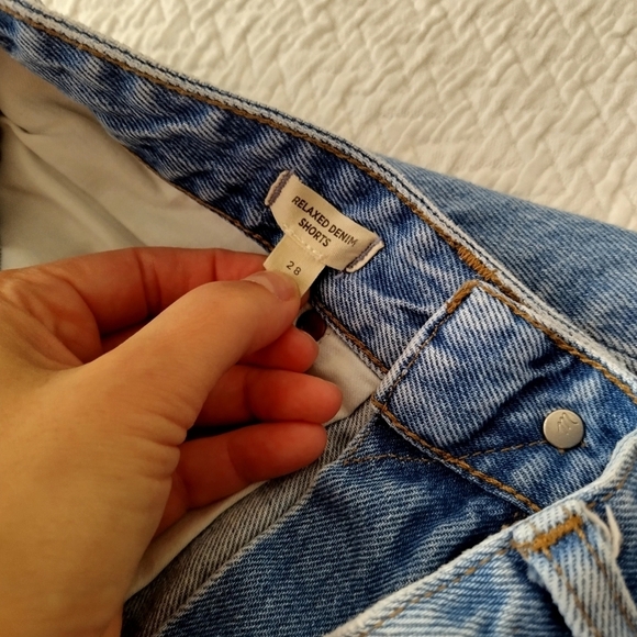 Madewell Relaxed Denim Shorts Distressed Sz 28 - Picture 6 of 9